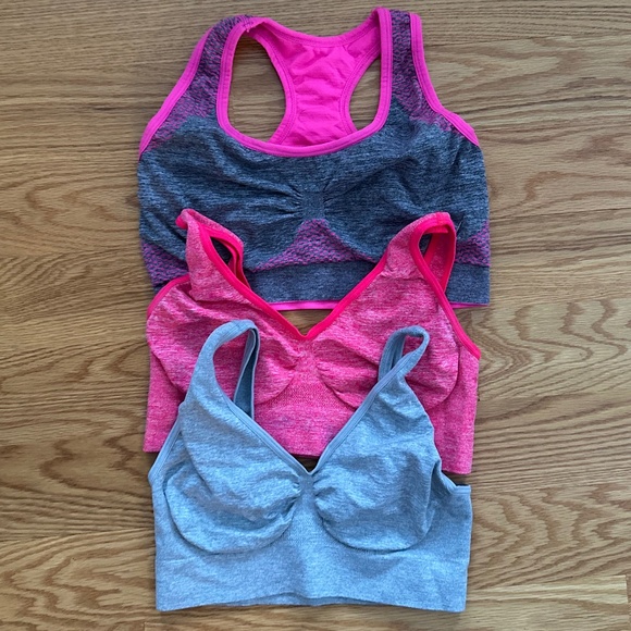 *2* Hanes Get Cozy + *1* Vermilion Sport Bras (M) - Picture 13 of 16